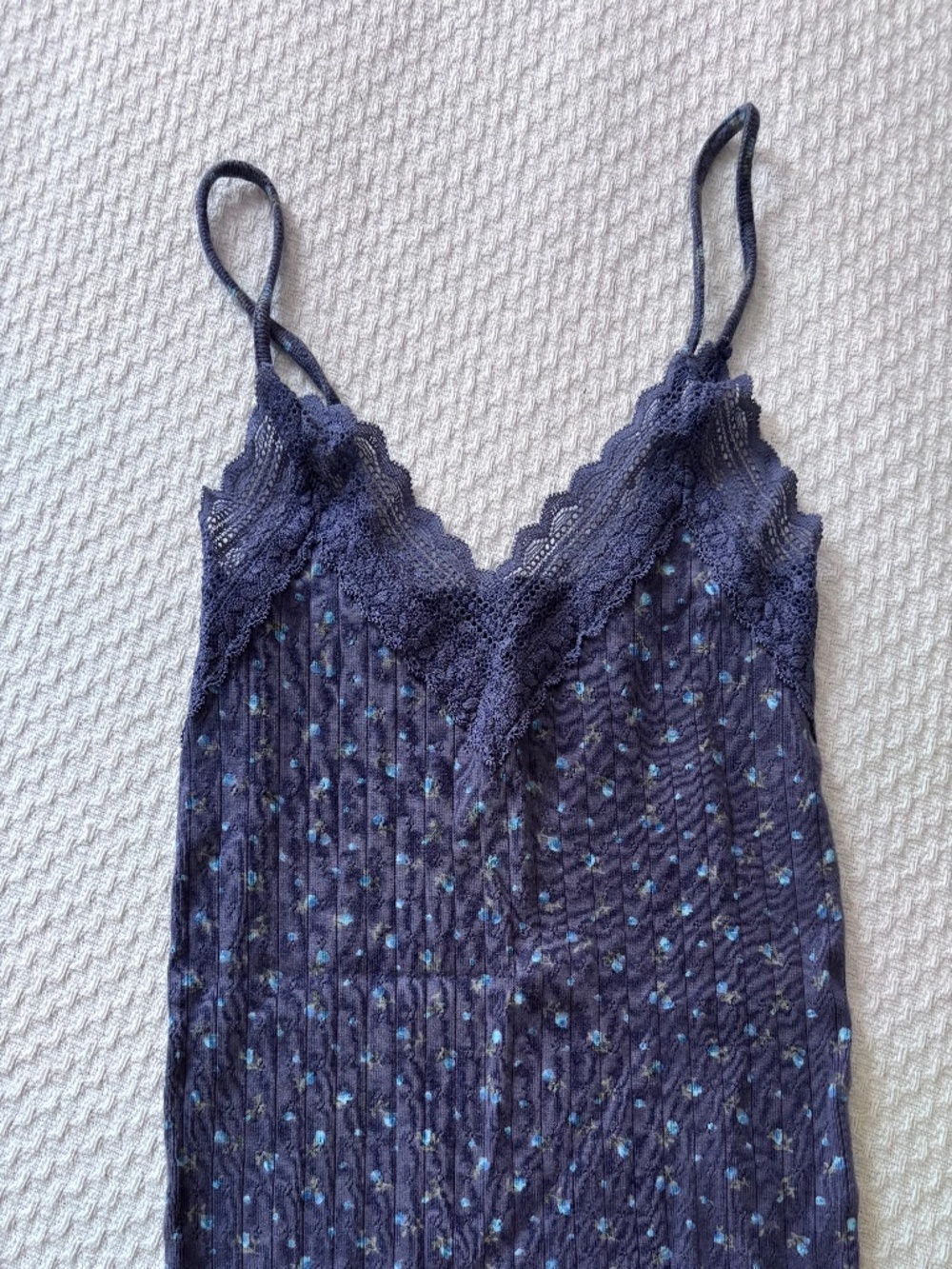 AE Flower Crop Top